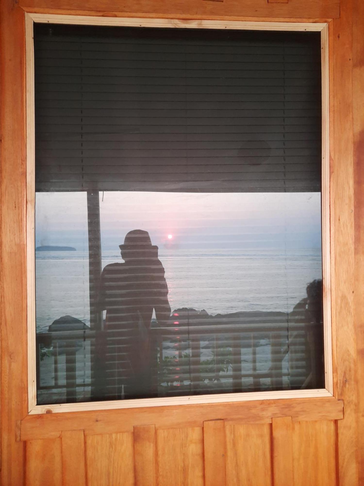 Boneputeh Homestay Taliwang エクステリア 写真