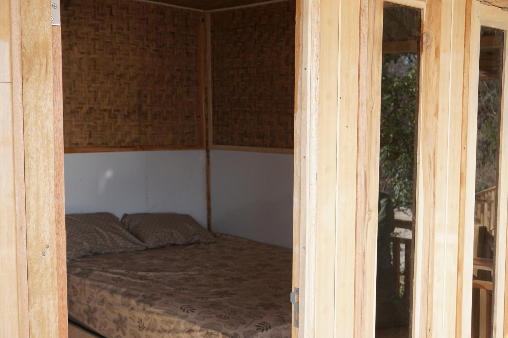 Boneputeh Homestay Taliwang 部屋 写真